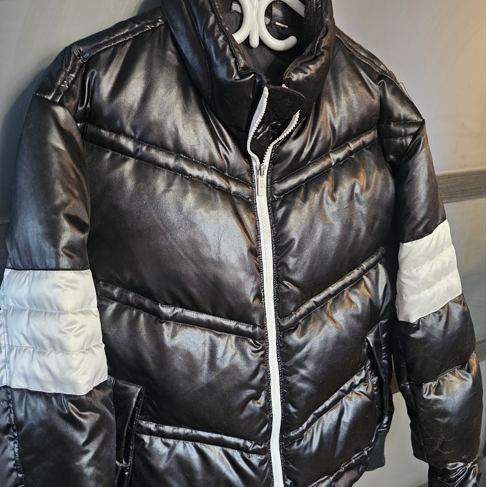 Dkny Black Puffer Jacket with Quilted Design and White Stripe